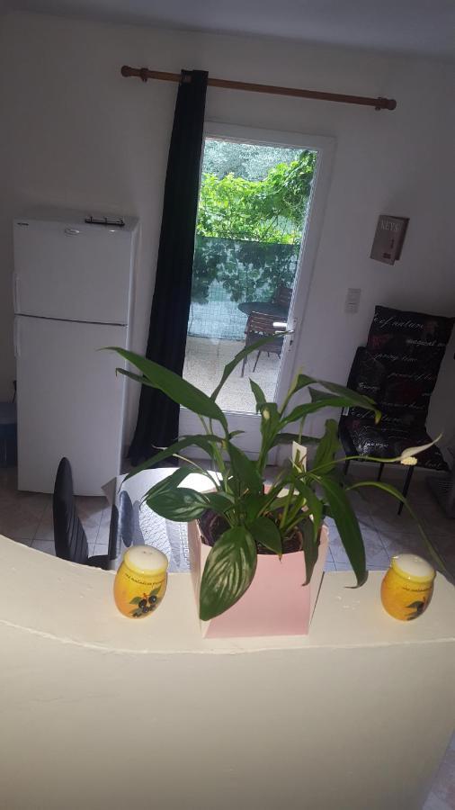 Les Oliviers Apartment
